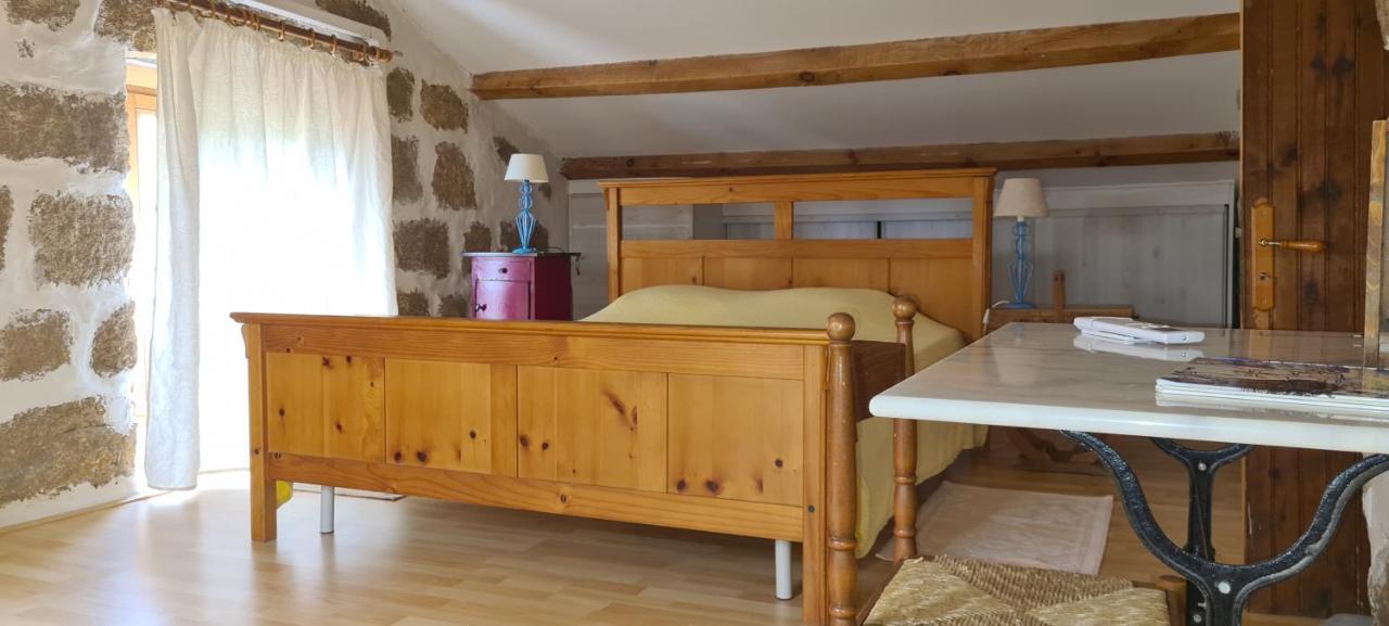 L'Orca Di San Gavinu Hotel Figari  Luaran gambar