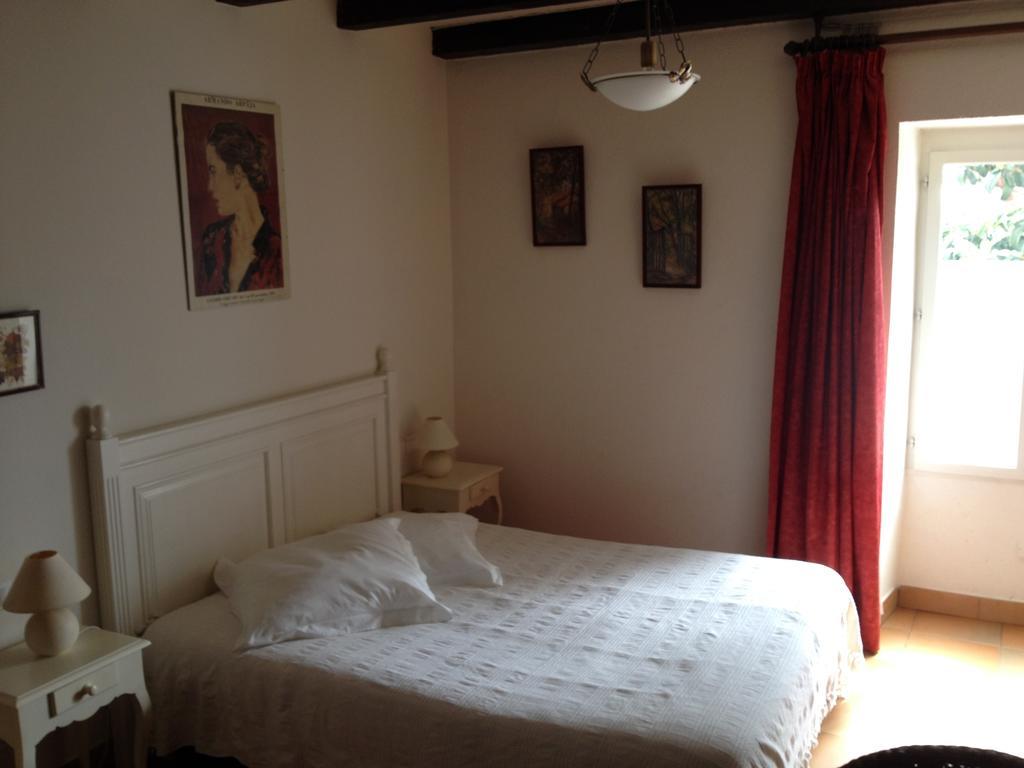 L'Orca Di San Gavinu Hotel Figari  Bilik gambar